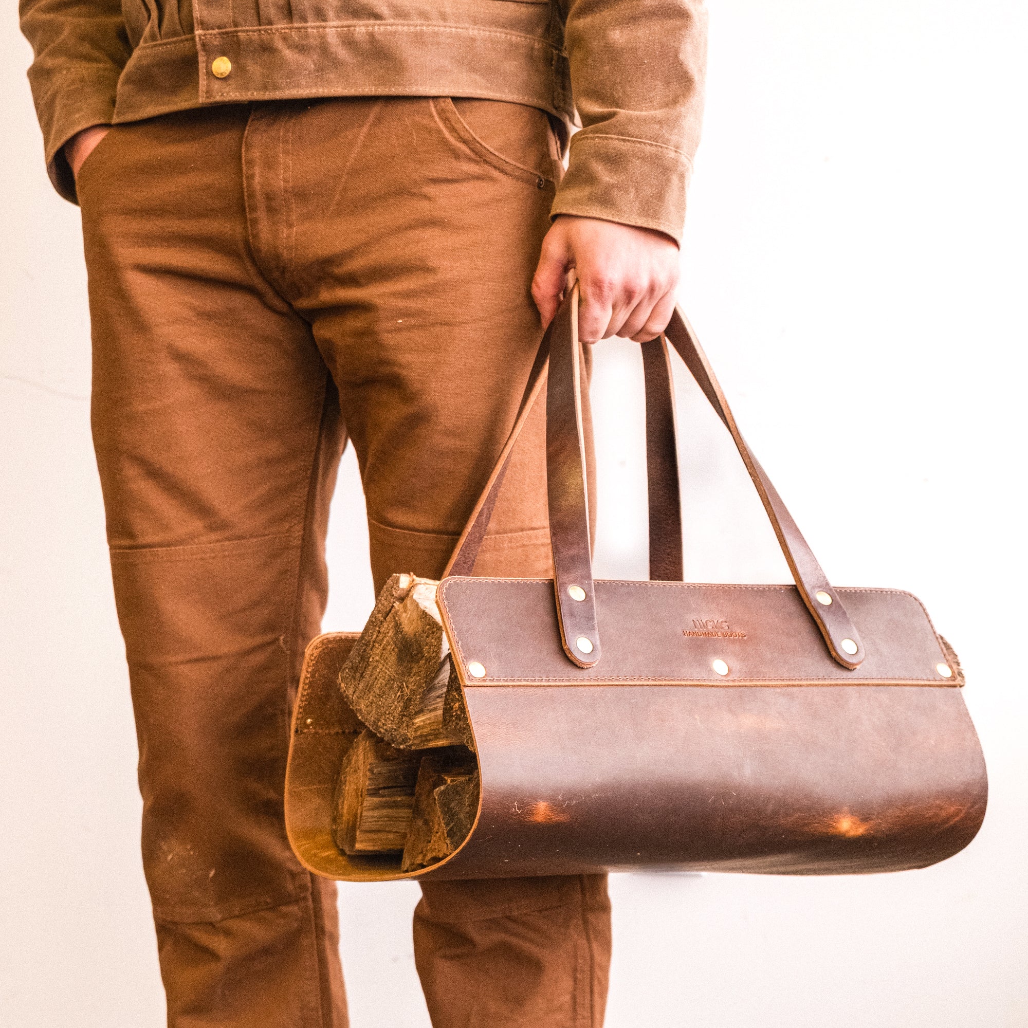 Nicks Heritage Log Carrier - Image 4